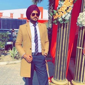 Meet your Posher, Amrit singh